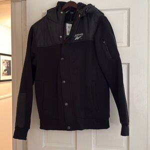 Men’s Reebok hooded fleece lined jacket, size M, color Black, NWT